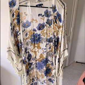 American Eagle light-weight cardigan